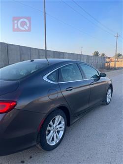 Chrysler 200